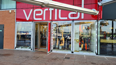 Vertical - Boutique prêt-à-porter Hommes à Labège