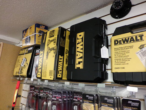 Pawn Shop «Fifth Avenue Jewelry & Pawn», reviews and photos, 8201 US-19, Port Richey, FL 34668, USA