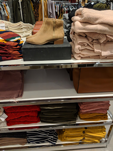 Clothing Store «Forever 21», reviews and photos, 6531 Springfield Mall, Springfield, VA 22150, USA