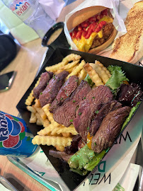 Plats et boissons du Restaurant de hamburgers WELL DONE (smash burger) à Le Raincy - n°5