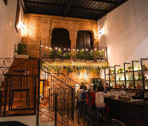 Santoña Gastro Bar Colonial