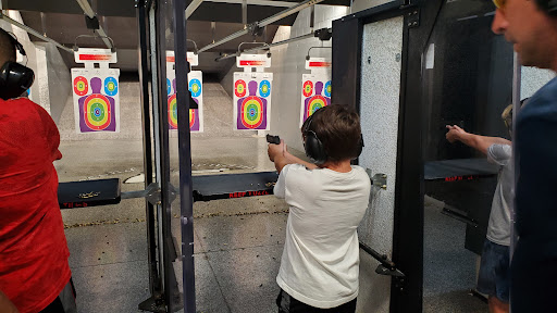 Gun Shop «Second Amendment Sports», reviews and photos, 3705 W Elm St, McHenry, IL 60050, USA