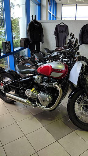Triumph Motorcycle Dealer «Triumph Of Cincinnati», reviews and photos, 3251 Highland Ave, Cincinnati, OH 45213, USA