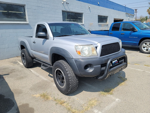 Auto Body Shop «Maaco Collision Repair & Auto Painting», reviews and photos, 4515 San Fernando Rd, Glendale, CA 91204, USA