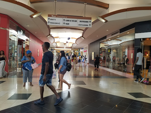 Shopping Mall «Westfield Annapolis», reviews and photos, 2002 Annapolis Mall Rd, Annapolis, MD 21401, USA