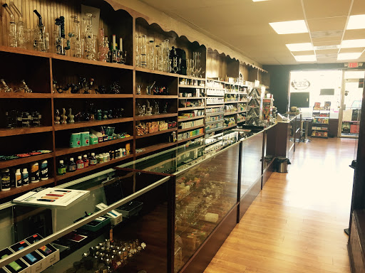 Tobacco Shop «Tobacco N Beyond Cigars Vapes Smoke Shop», reviews and photos, 2913 Greenville Ave, Dallas, TX 75206, USA