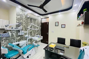 MANOJ DENTAL CLINIC - Best Dental Clinic in Palwal image