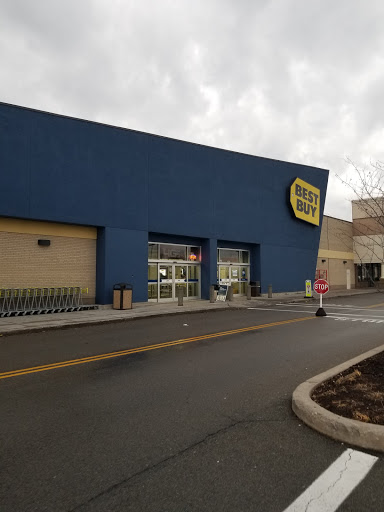 Electronics Store «Best Buy», reviews and photos, 2833 W Ridge Rd, Rochester, NY 14626, USA