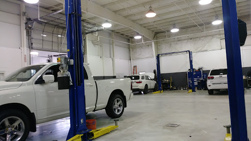 Jeep Dealer «Haley Chrysler Dodge Jeep Ram - Airport», reviews and photos, 5400 S Laburnum Ave, Richmond, VA 23231, USA