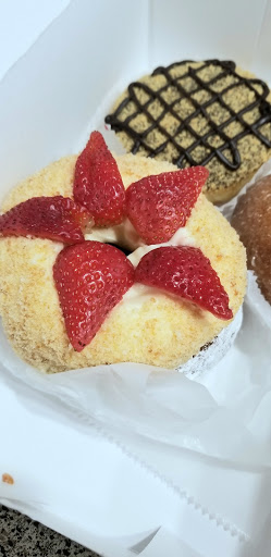 Donut Shop «Earnest Donuts», reviews and photos, 4740 TX-121 #700, Lewisville, TX 75056, USA