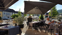 Atmosphère du Restaurant français Hôtel-Restaurant l'Ouillette à Santenay - n°9