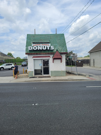 Bakery «Laurel Tavern Donuts», reviews and photos, 115 Washington Blvd, Laurel, MD 20707, USA