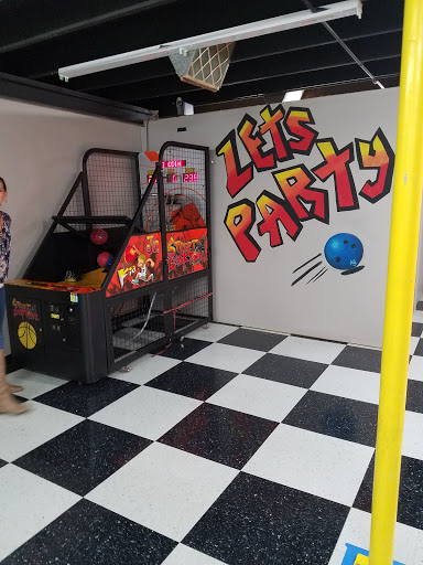 Bowling Alley «Super Bowl & Arcade», reviews and photos, 825 S Main St, Searcy, AR 72143, USA