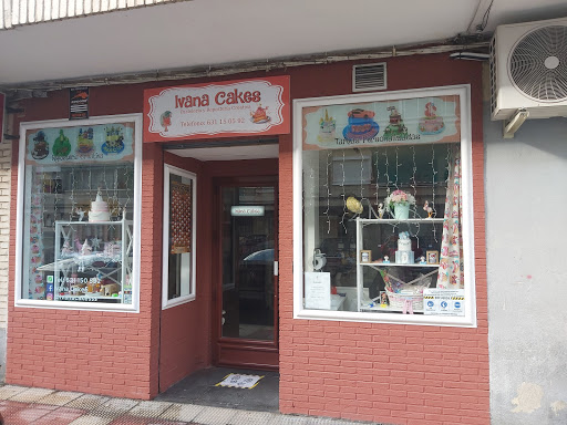 IVANA CAKES Parla