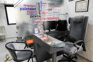Dr Pathak's Dental and Face and Aesthetic Centre (sumukh cosmodental clinic) image
