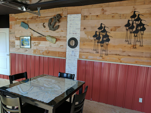 Grocery Store «Island View Market», reviews and photos, 7102 Ray Nash Dr NW, Gig Harbor, WA 98335, USA