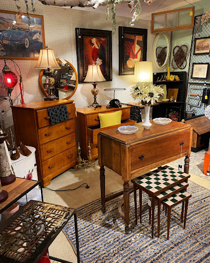 The Vintage Marketplace Company