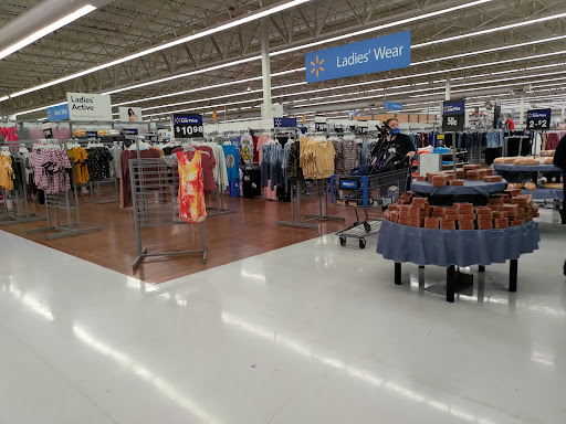 Department Store «Walmart Supercenter», reviews and photos, 4200 SE 82nd Ave, Portland, OR 97266, USA