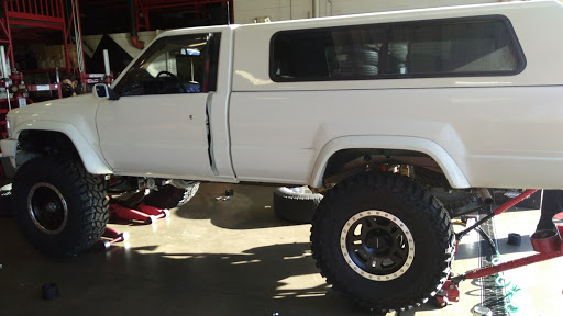 Tire Shop «Discount Tire Store - Peoria, AZ», reviews and photos, 9735 W Happy Valley Rd, Peoria, AZ 85383, USA