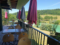 Atmosphère du Restaurant L’Oustal du lac à Montcuq - n°6