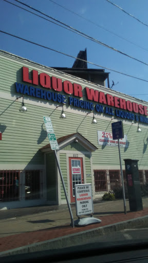 Liquor Store «Liquor Warehouse Syracuse», reviews and photos, 814 N State St, Syracuse, NY 13208, USA