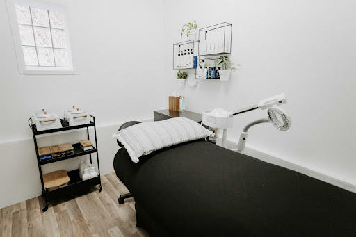 Beauty Salon «Caidy Marie Beauty», reviews and photos, 45129 Cass Ave, Utica, MI 48317, USA