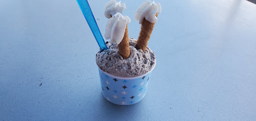 Ice Cream Shop «FROST a Gelato Shoppe Gilbert», reviews and photos, 2150 E Williams Field Rd #120, Gilbert, AZ 85295, USA