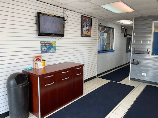 Car Wash «Mr Carwash», reviews and photos, 3104 Ogden Ave, Lisle, IL 60532, USA