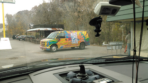 Donut Shop «Peace, Love and Little Donuts of Bethel Park», reviews and photos, 100 Broughton Rd, Bethel Park, PA 15102, USA