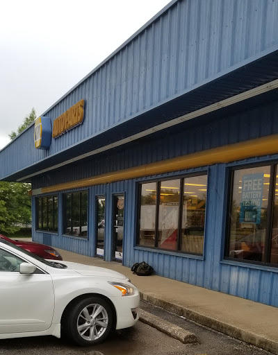 Auto Parts Store «NAPA Auto Parts - Motor Parts», reviews and photos, 230 E 6th Ave, Bowling Green, KY 42101, USA