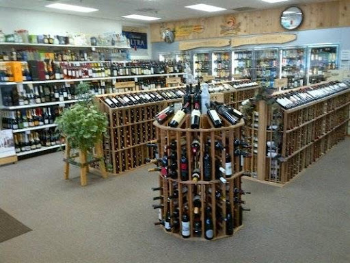 Liquor Store «Heritage Discount Wines & Liquors», reviews and photos, 28 CT-39, New Fairfield, CT 06812, USA