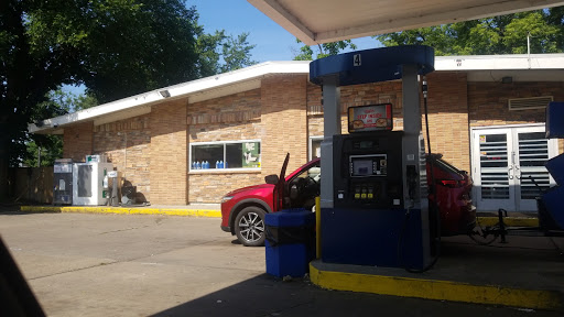 Gasolinera Gasolinera Pump N Munch