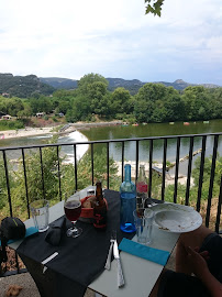 Atmosphère du Restaurant français Bistrot Cayou à Vallon-Pont-d'Arc - n°15