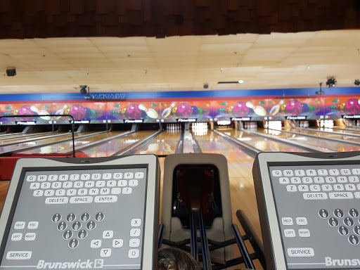 Bowling Alley «Plateau Bowling Lanes Inc», reviews and photos, 864 US-70, Crossville, TN 38555, USA