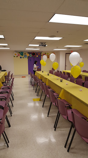 Shopping Mall «Crossroads Shopping Center», reviews and photos, 409 Tarrytown Rd, White Plains, NY 10607, USA