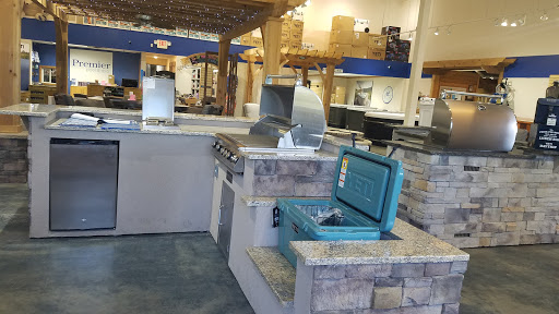 Hot Tub Store «Premier Pool & Spa», reviews and photos, 2985 Water Tower Pl, Chanhassen, MN 55317, USA