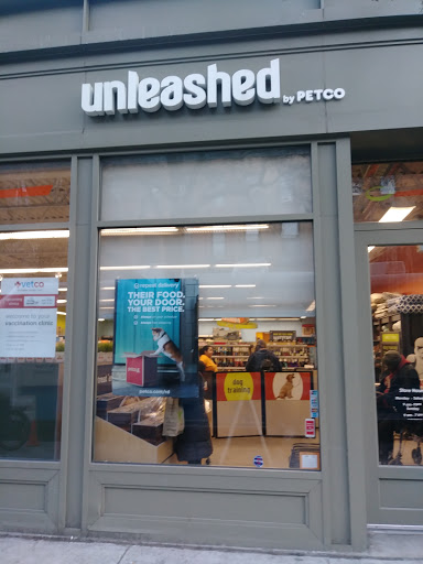 Pet Supply Store «Unleashed by Petco», reviews and photos, 81 7th Ave, Brooklyn, NY 11217, USA