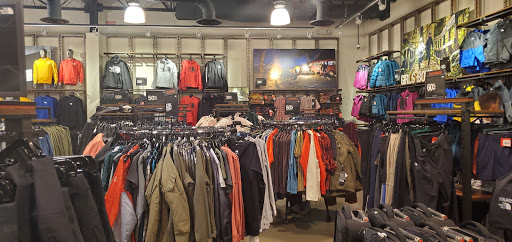 Clothing Store «The North Face Outlet», reviews and photos, 8225 Vineland Ave, Orlando, FL 32831, USA