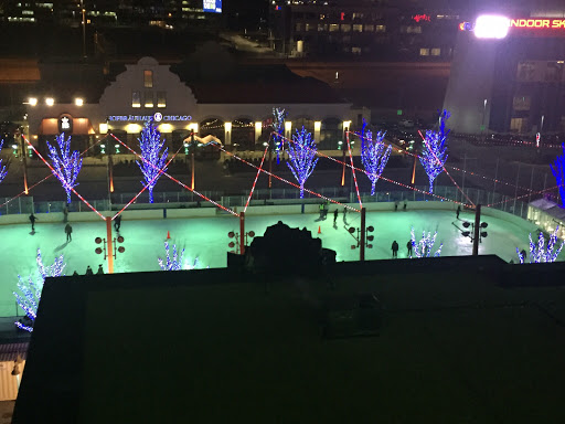 Tourist Attraction «Frozemont Ice Skating», reviews and photos, 5501 Park Pl, Rosemont, IL 60018, USA