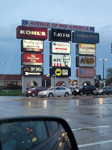 Coffee Shop «Starbucks», reviews and photos, 1700 Avenue of Mid-America, Effingham, IL 62401, USA