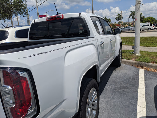 Toyota Dealer «AutoNation Toyota Fort Myers Used Sales», reviews and photos, 4565 Fowler St, Fort Myers, FL 33907, USA