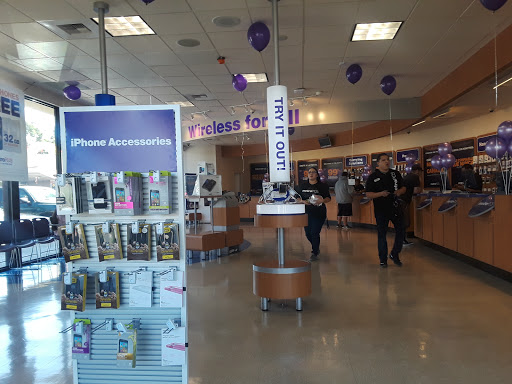 Cell Phone Store «MetroPCS Corporate Store», reviews and photos, 11091 Beach Blvd, Stanton, CA 90680, USA