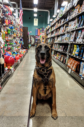 Pet Supply Store «Premier Pet Supply», reviews and photos, 15399 Merriman Rd, Livonia, MI 48154, USA