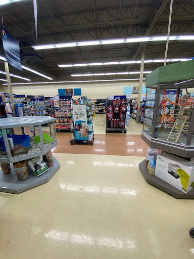 Pet Supply Store «Petco Animal Supplies», reviews and photos, 1412 S Main Chapel Way, Gambrills, MD 21054, USA