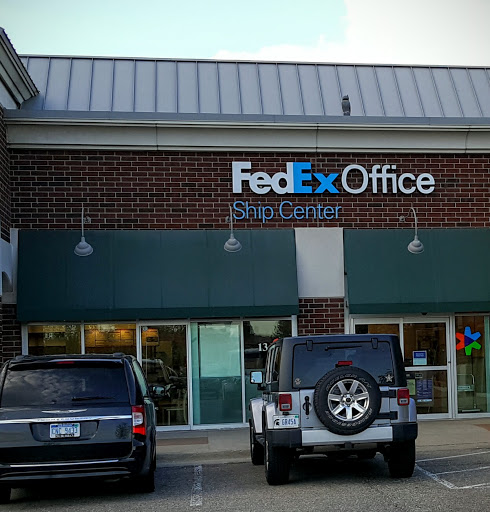 Shipping and Mailing Service «FedEx Office Ship Center», reviews and photos, 1341 Coolidge Hwy, Troy, MI 48084, USA