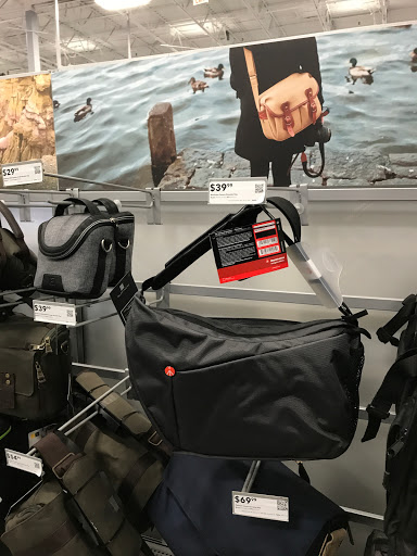 Electronics Store «Best Buy», reviews and photos, 3435 Princeton Rd, Hamilton, OH 45011, USA