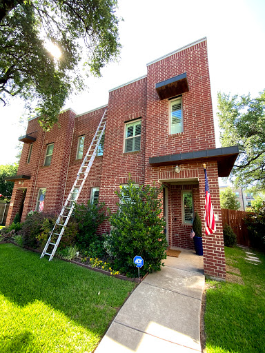 Roofing Contractor «Lon Smith Roofing & Construction», reviews and photos, 904 E Waggoman St, Fort Worth, TX 76110, USA
