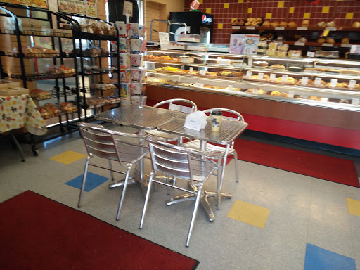 Bakery «Servatii Pastry Shop & Deli», reviews and photos, 106 W Main St, Mason, OH 45040, USA