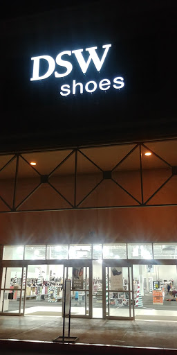 Shoe Store «DSW Designer Shoe Warehouse», reviews and photos, 7555 W Bell Rd, Peoria, AZ 85382, USA