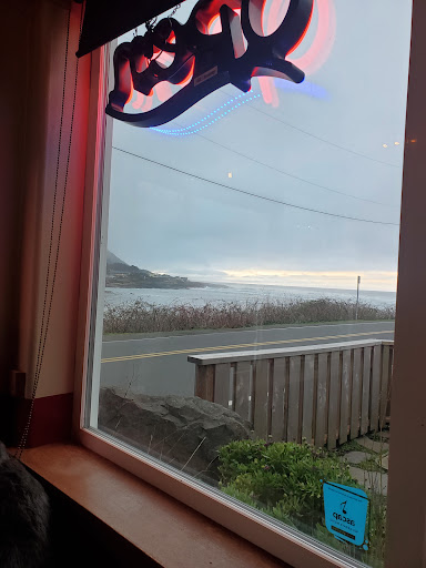 Family Restaurant «Yachats Underground Pub & Grub», reviews and photos, 125 Ocean View Dr, Yachats, OR 97498, USA